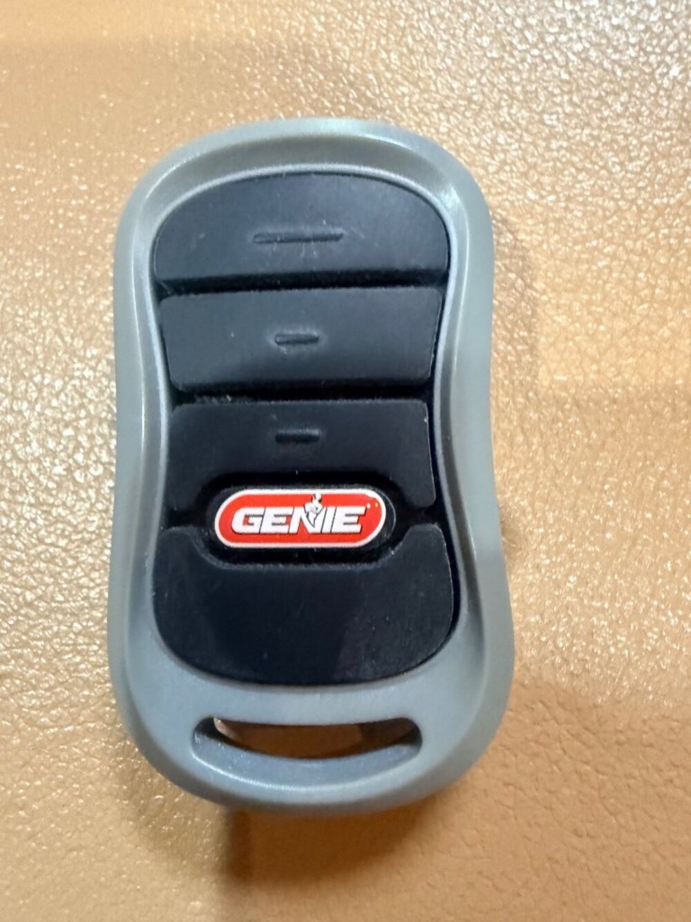 Genie G3T 3-Button Garage Door Opener Remote (NOT TESTED) NO RETURNS